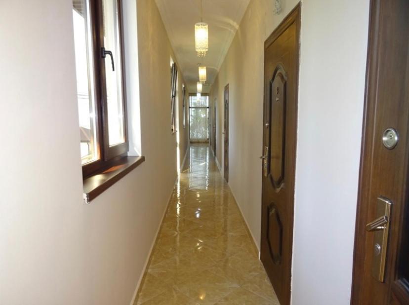 غاغرا Hotel Sea المظهر الخارجي الصورة